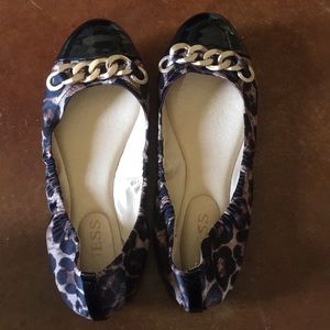 Guess brand dress flats